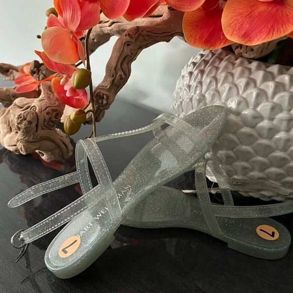 New without tags Stuart Wietzman Millie Jelly Sandals - Picture 4 of 7